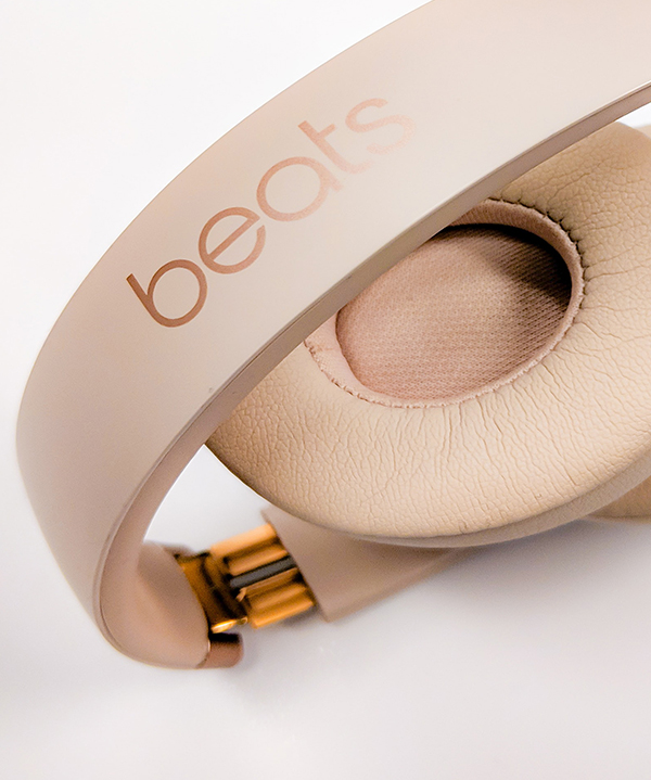 Headphones - Imagen 2